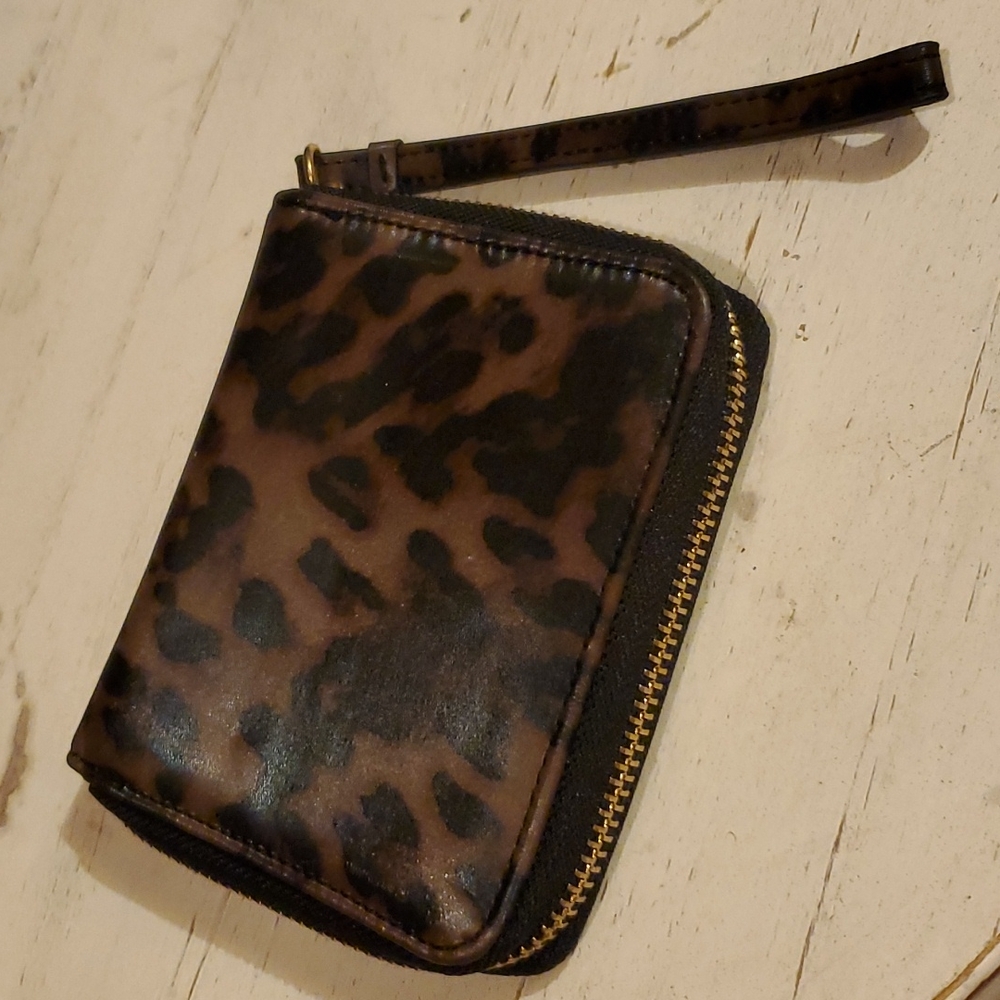 Liz Claiborne zipper wallet